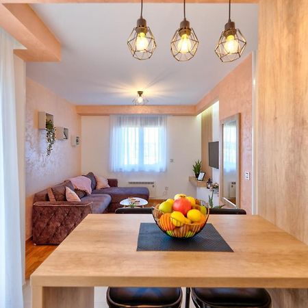 Apartment Stefan In Vila Katalina Lux 즐라티보 외부 사진